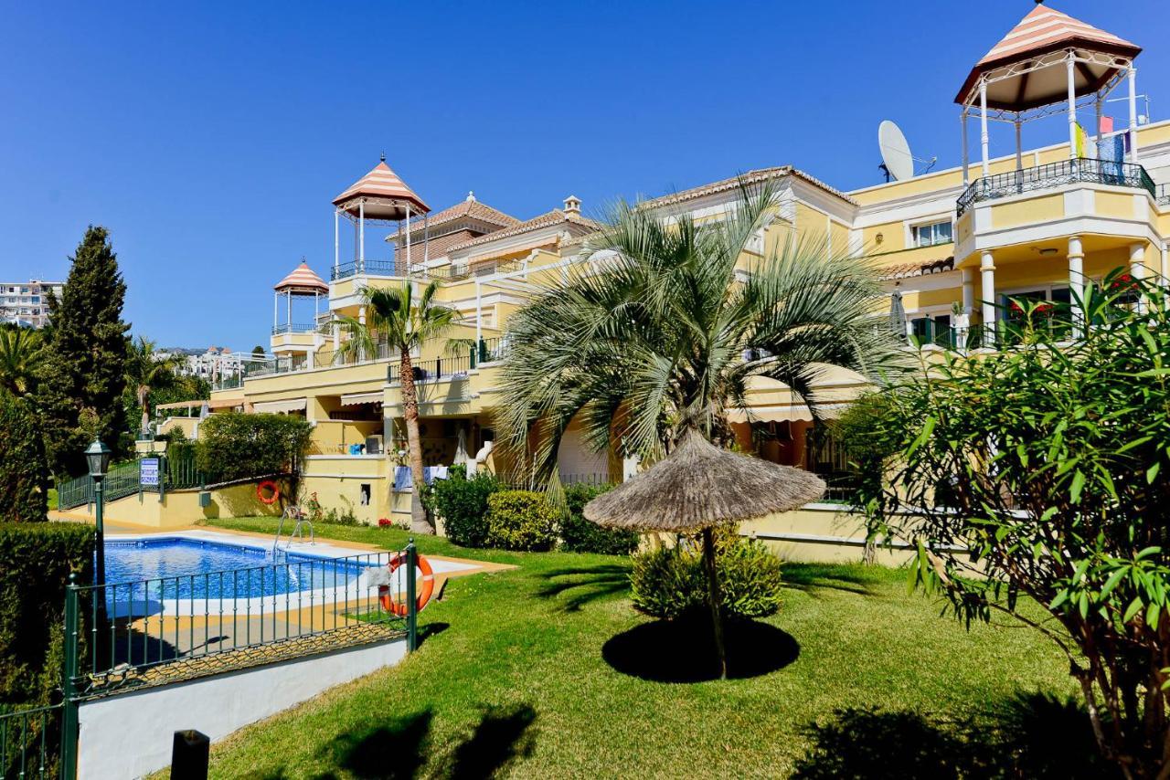 Refurbished 2-Bed Apartment Burriana Beach. Nerja Zewnętrze zdjęcie